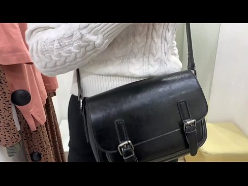 ❤️ Gənc qadın FeralBerry-nin fitinq otağında dildo ilə ictimai masturbasiyası Super seks bizdə az.xxxdesichudai.ru ❌